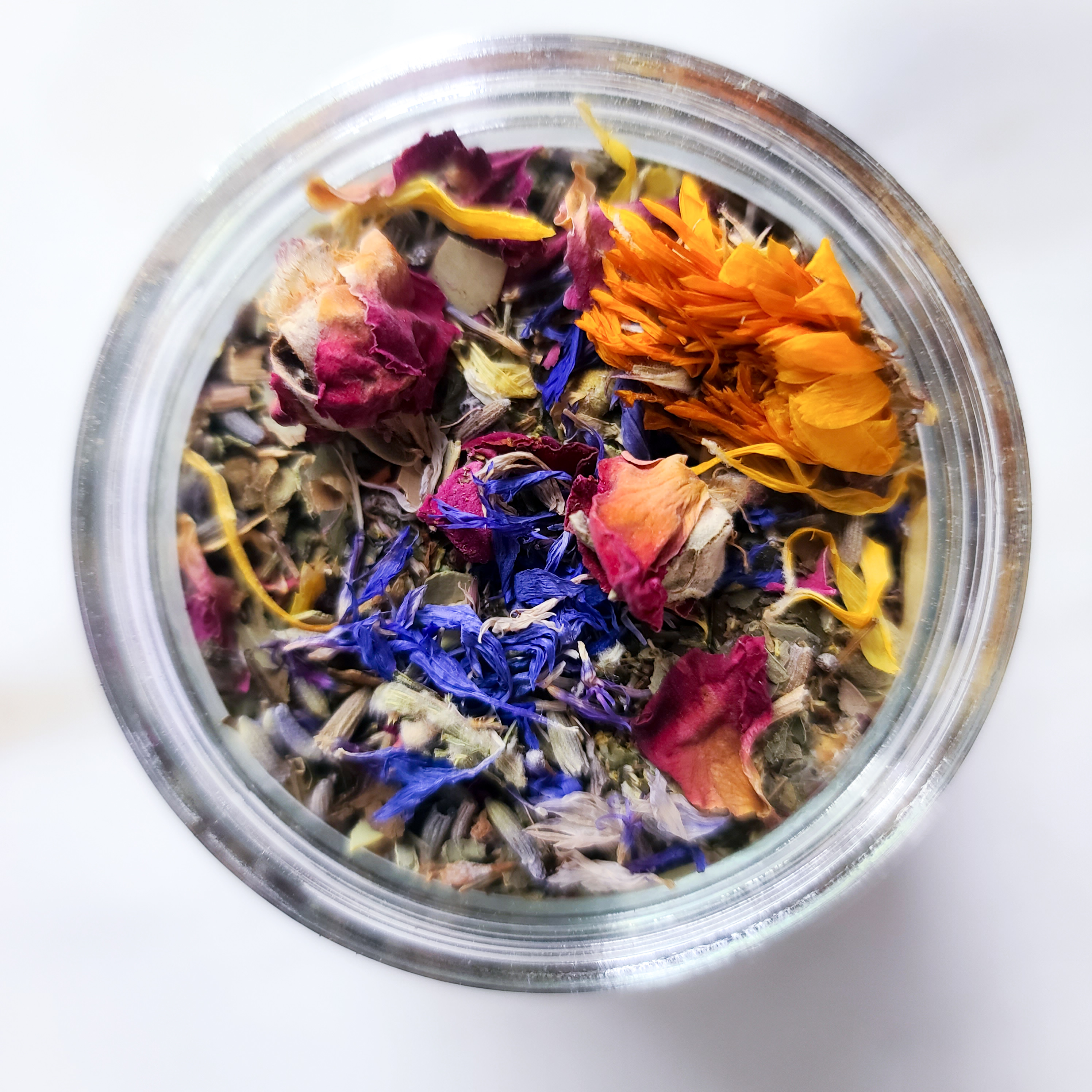 What Is an Apothecary? From Past to Present – Euphoric Herbals