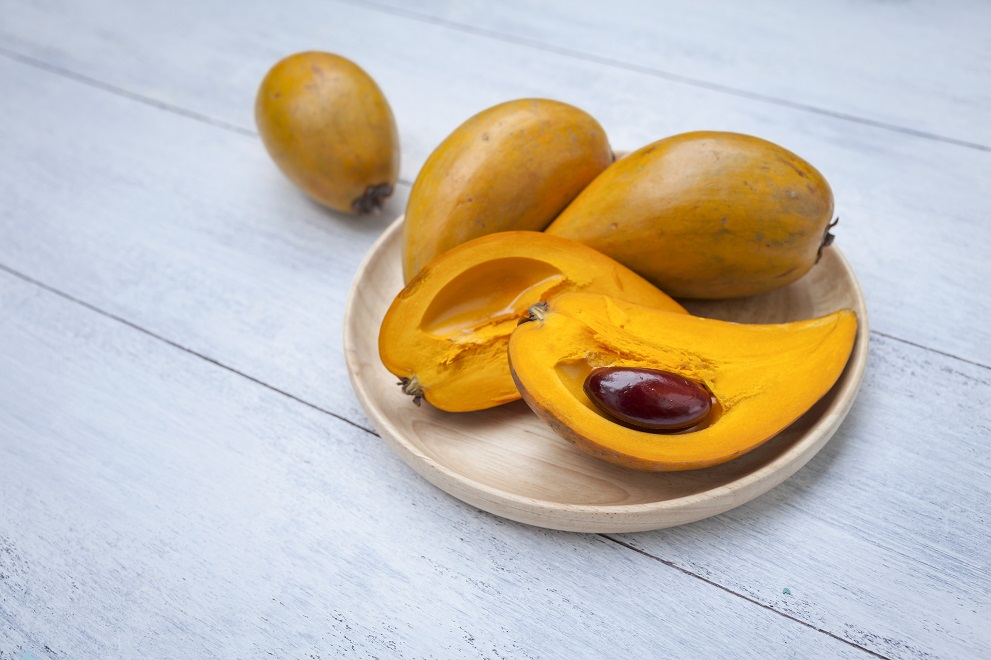 lucuma fruit