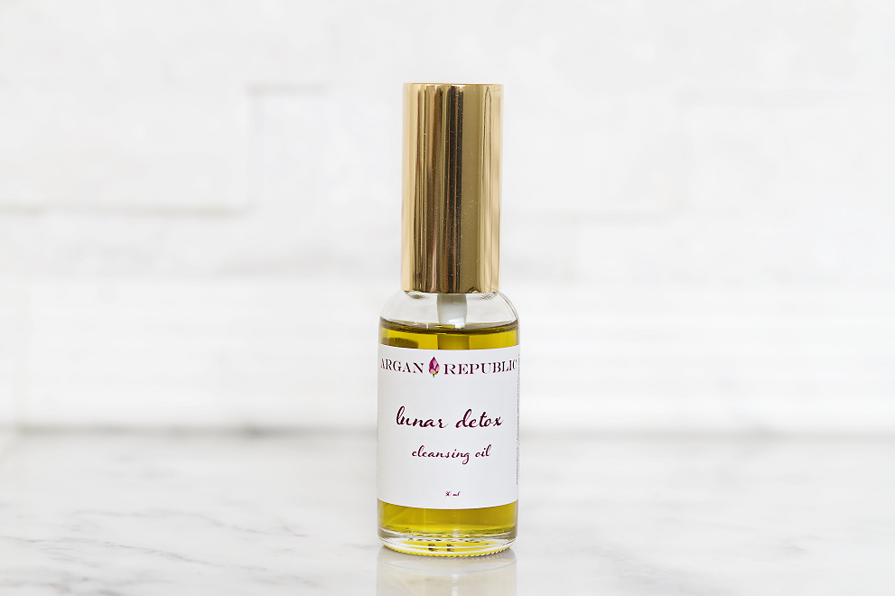 lunar detox cleansing oil